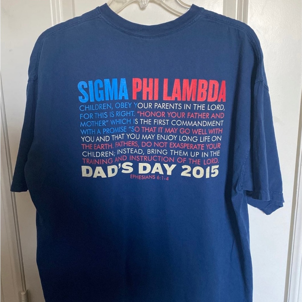 Sigma Phi Lambda Phi Lamb Dad's Day tshirt size: XL